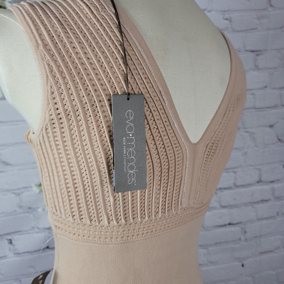 - NYC EVA MENDES NUDE KNITTED COCKTAIL DRESS… - Picture 16 of 16